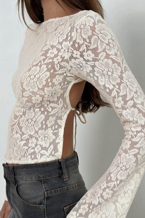 Halfi Long Sleeve Top in Hibiscus Crochet Lace Ivory